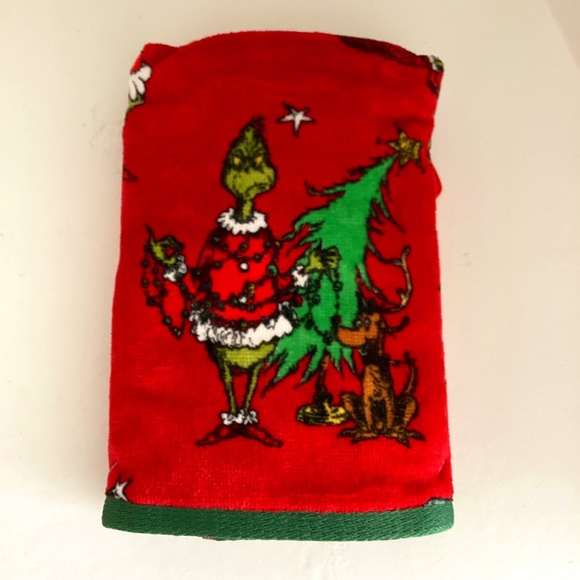 NWT PACK OF TWO GRINCH HAND TOWELS IN RED COLOR 16”x26” - Picture 1 of 9